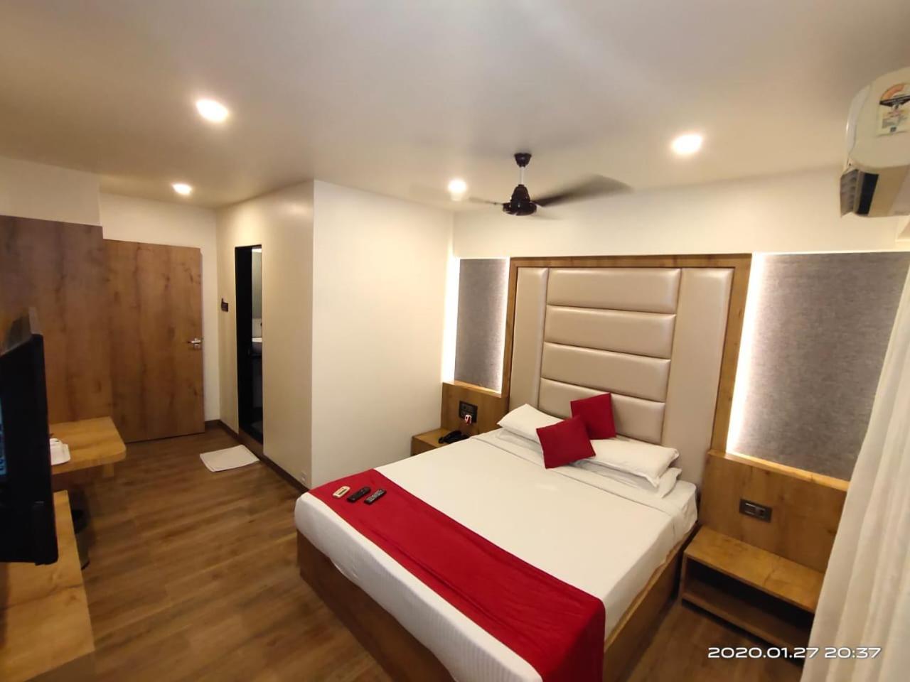 Hotel Heritage Dakshin Navi Mumbai Exterior foto